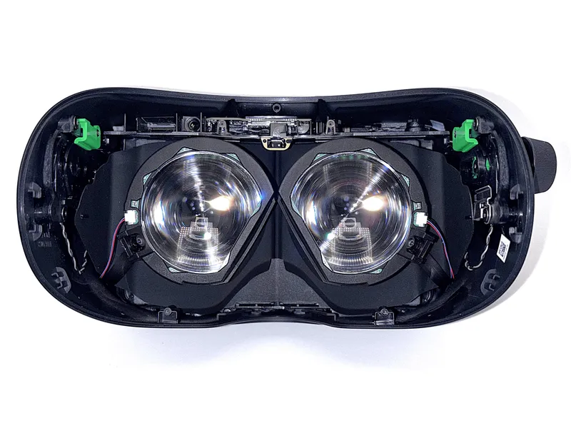 Close-up of the right side cable routing