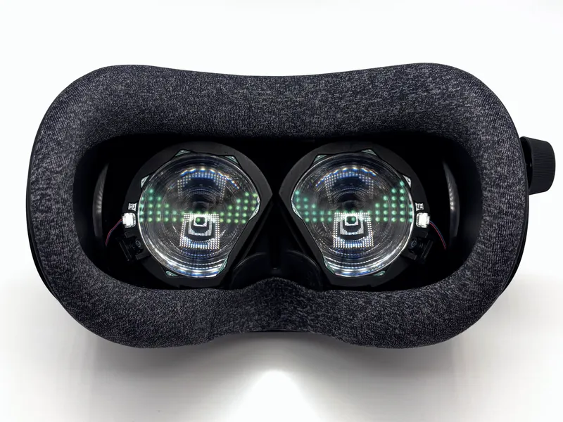 Face gasket bezel fully reattached